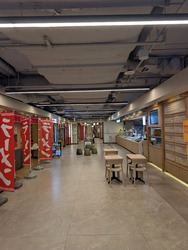 Orchard Road (D9), Retail #633760291